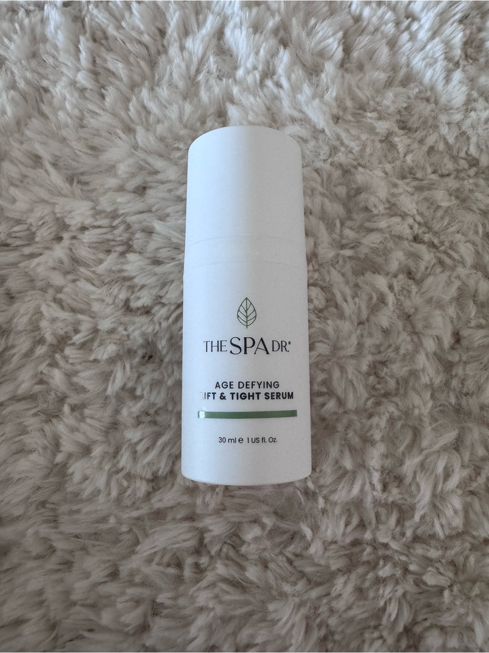 Age Defying Lift & Tight Serum — White/Green